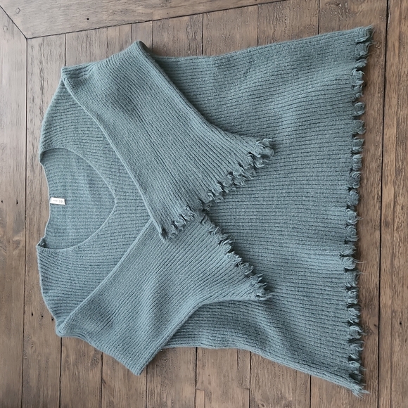 Vivian Teal Blue One Size Flowy Sweater - Picture 1 of 9
